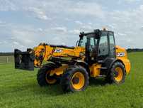 JCB TM 320 Ładowarka Przegubowo-Teleskopowa Świeżo Sprowadzona  310, 220, 420  TM 320 Ładowarka Przegubowo-Teleskopowa Świeżo Sprowadzona 310, 220