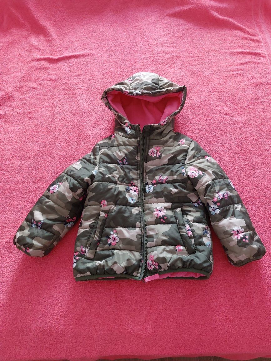 Продам детскую куртку Carter's 4t