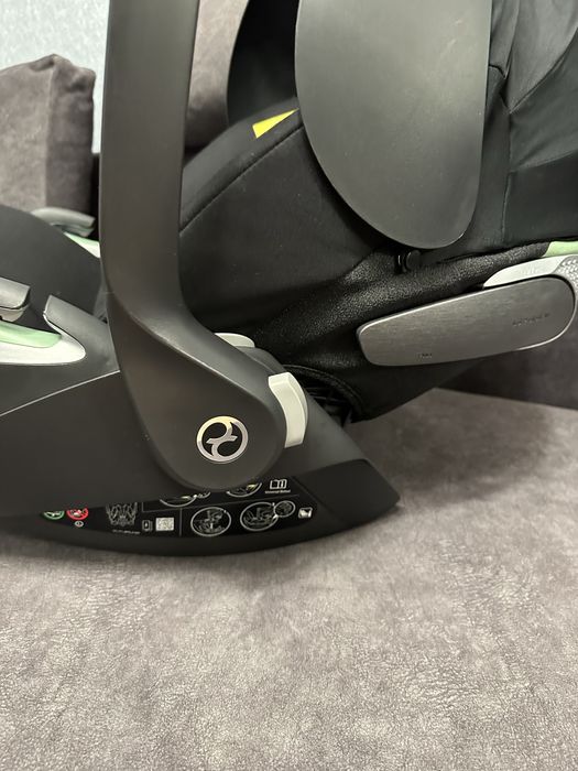 Автокресло Cybex