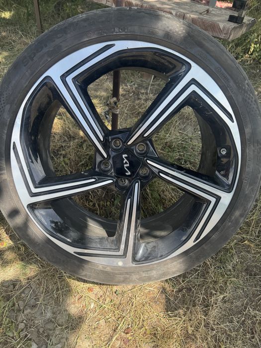 Диск з резиною kia ev6 gt