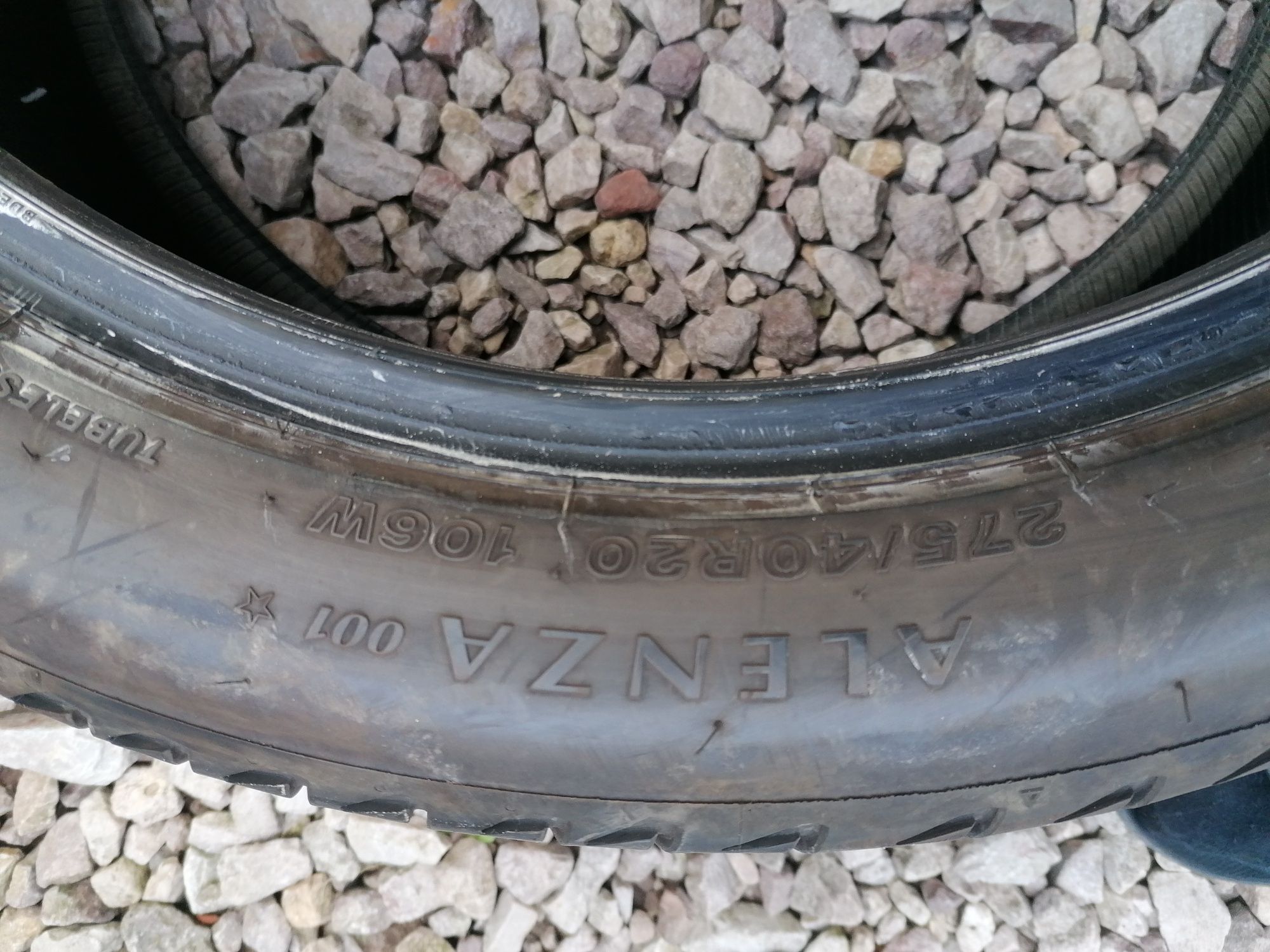 275/40/20 Bridgestone