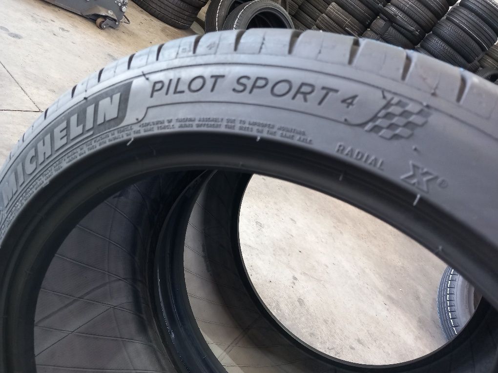 Pneus 245/40/18 Michelin Pilot Sport 4