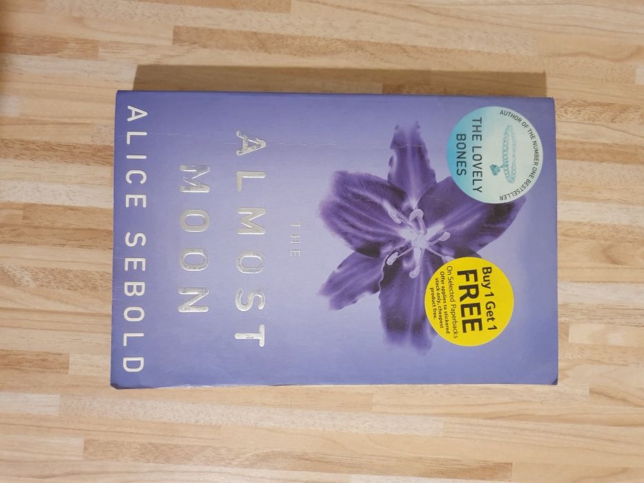 Книга на англ. мові (мова оригіналу). Alice Sebold "The almost moon"