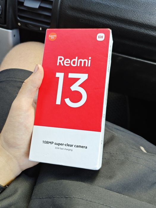 Смартфон Redmi 13