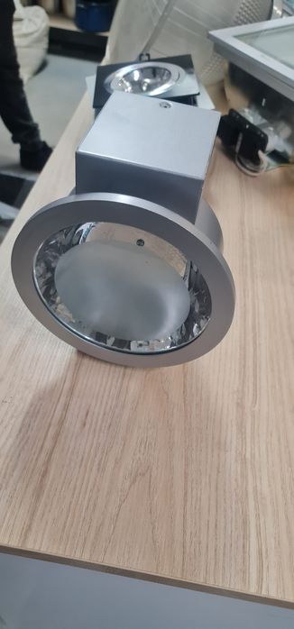 Lampa 2x 26w Max 60w klosz oprawa światła naświetlacz