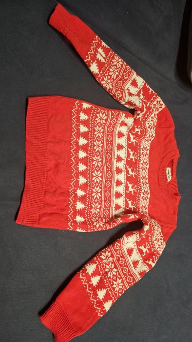 Sweterek świąteczny 128