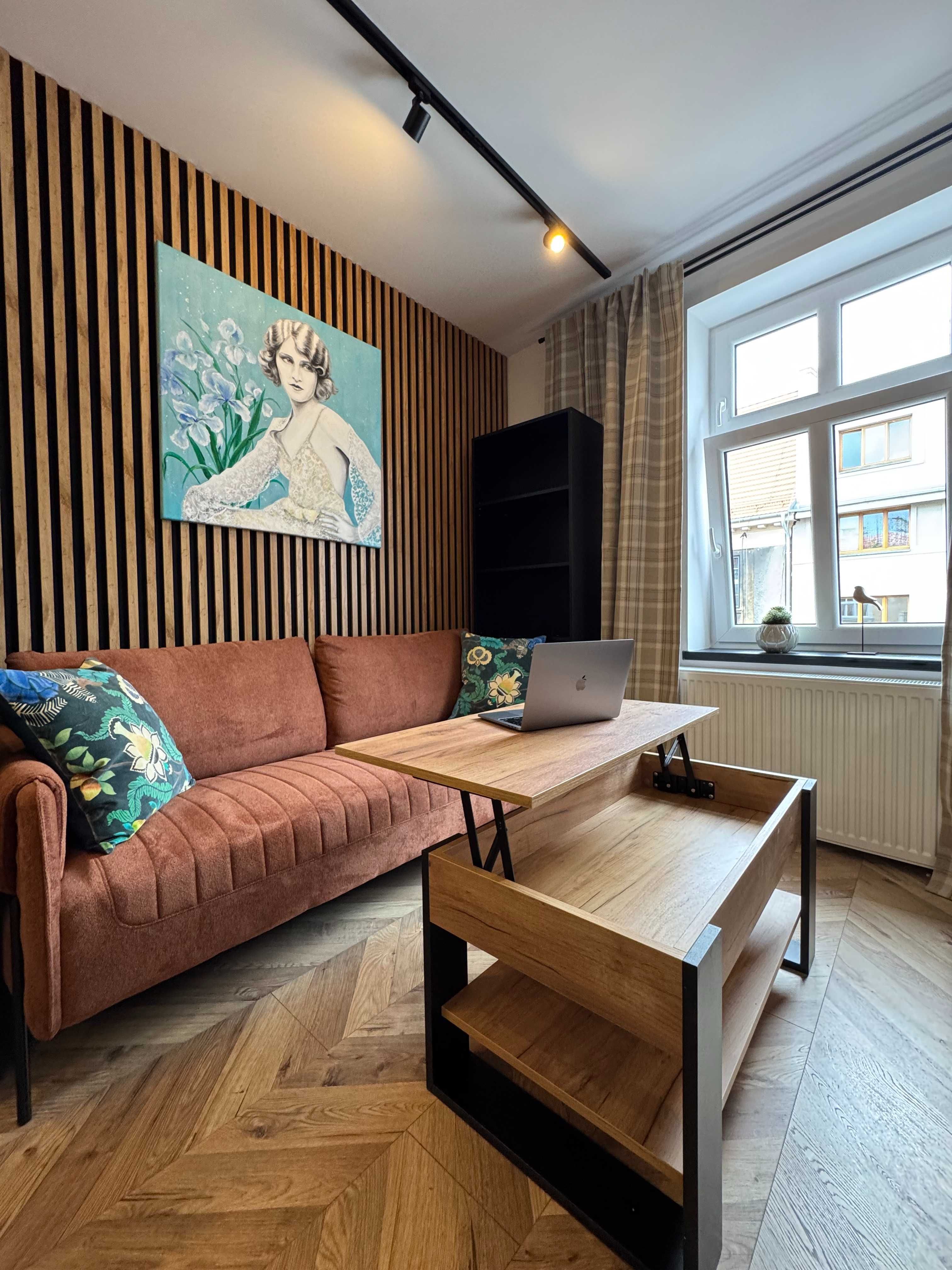 NOWY 2 osobowy przepiękny apartament w centrum Katowic!! (1z4)