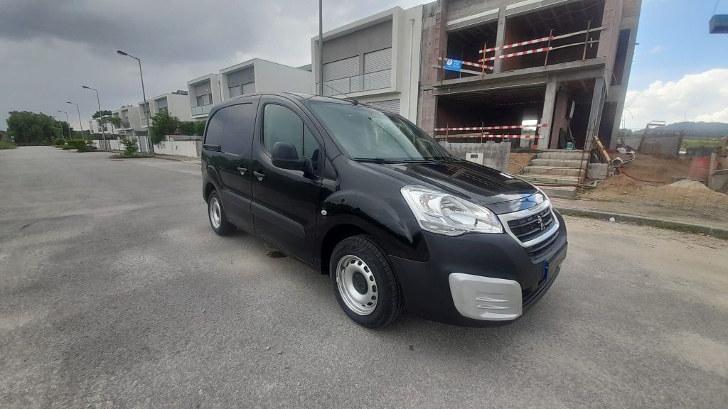 PEUGEOT PARTNER 1.6 hdi 3lugares NACIONAL  2016