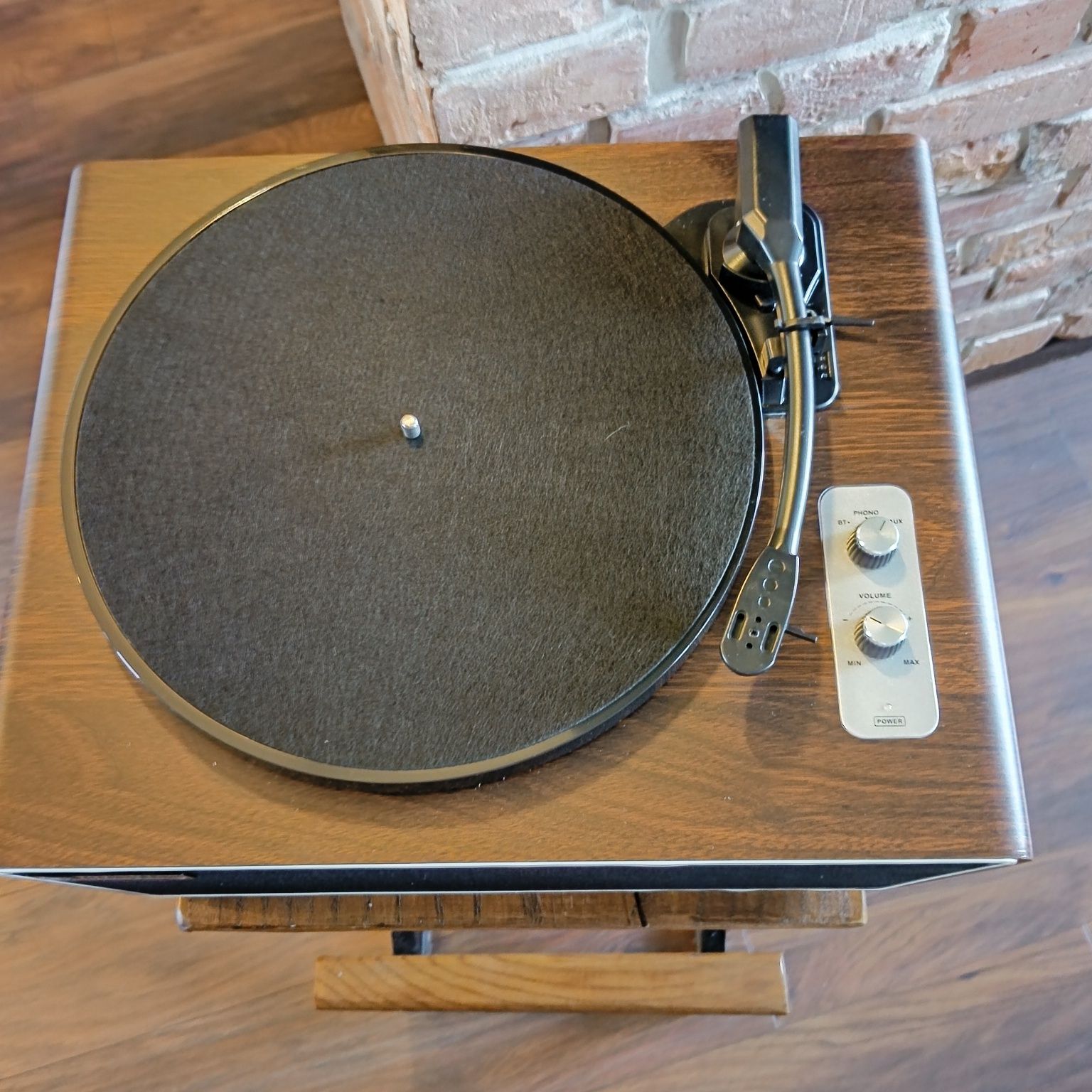 Gramofon Magnussen T2