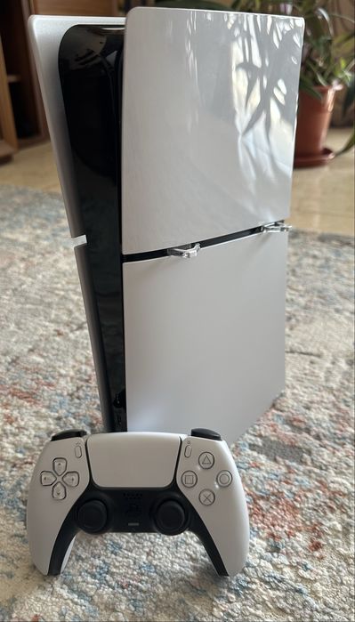 PS5 Slim Digital 1TB + 1 DualSense - Excelente Estado