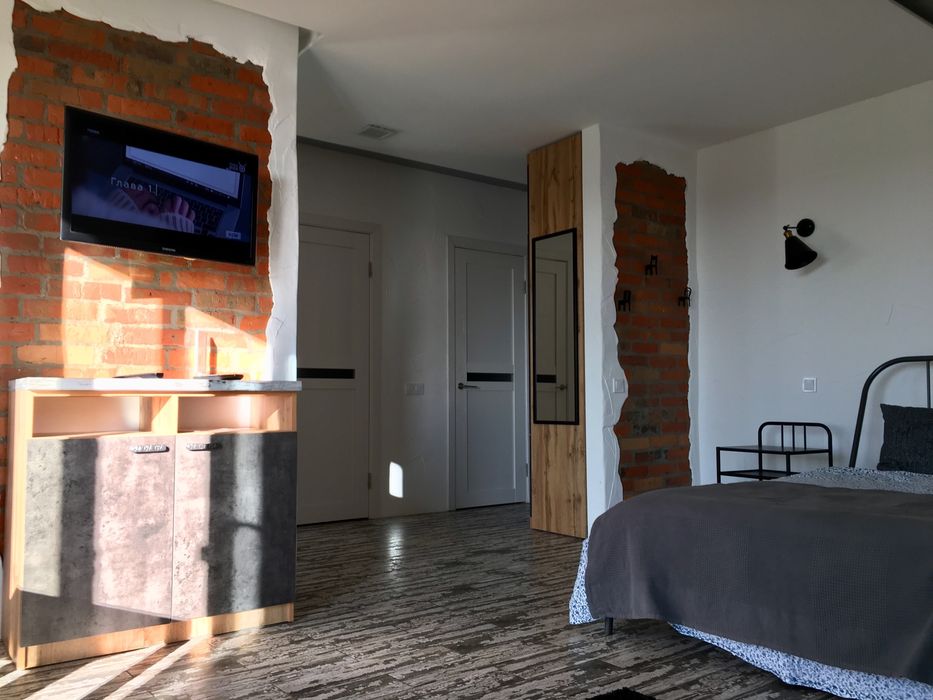 Затишна квартира з гарним виглядом на озеро