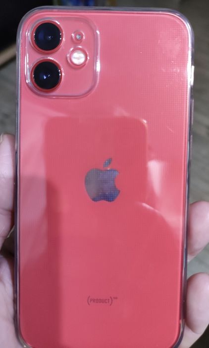 Telefon Apple iPhone 12 Red.