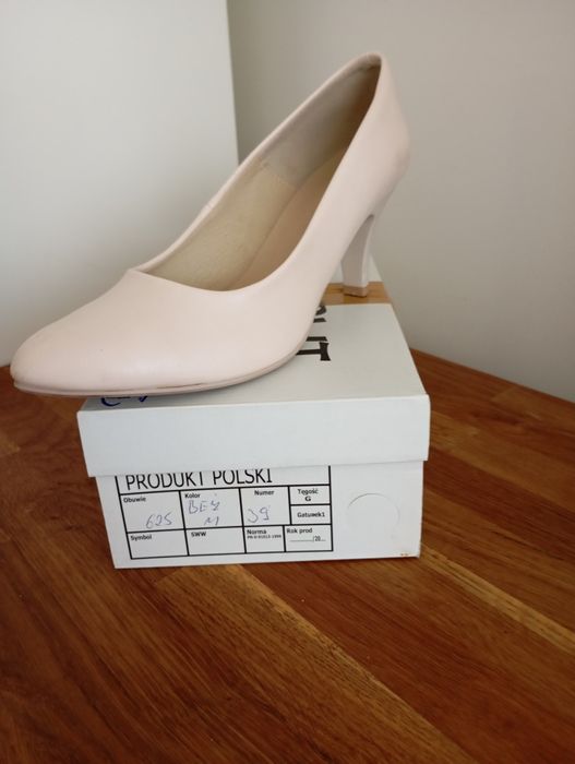 Buty Aga But r.39