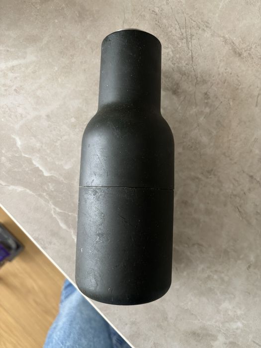 Młynki do soli i pieprzu Audo Copenhagen Bottle Grinder Ash/Carbon