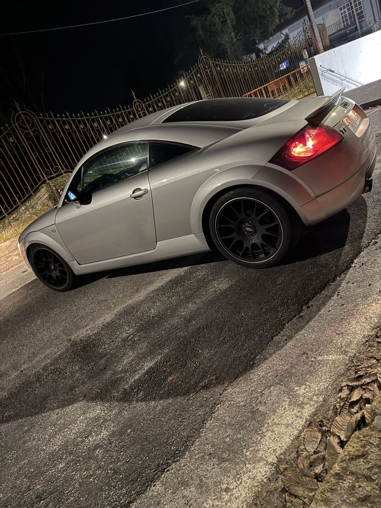 Audi TT 1.8T 180cv