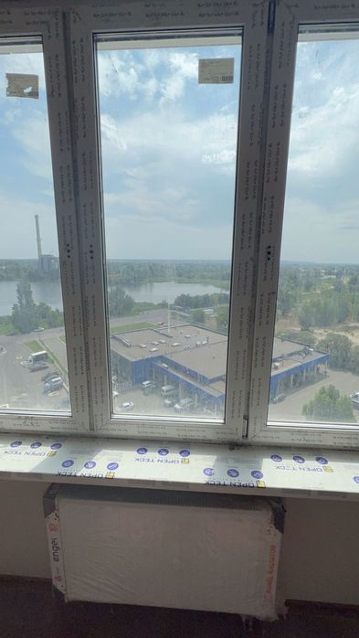 Ревуцького 54-Б, 1-к.кв 47,5м2 з обробкою та видом на озеро, h-2,70