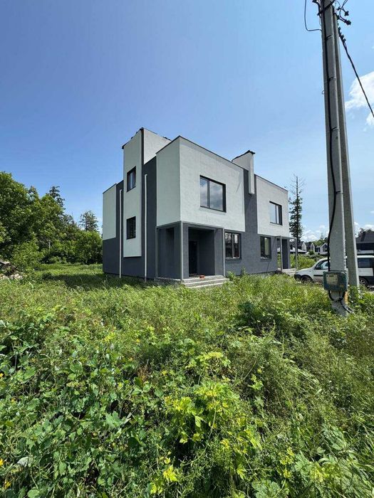 Продам дуплекс в закритому котеджному містечку в Ірпені. ТОРГ