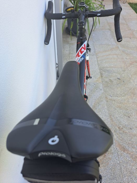 KTM Revelator 3300