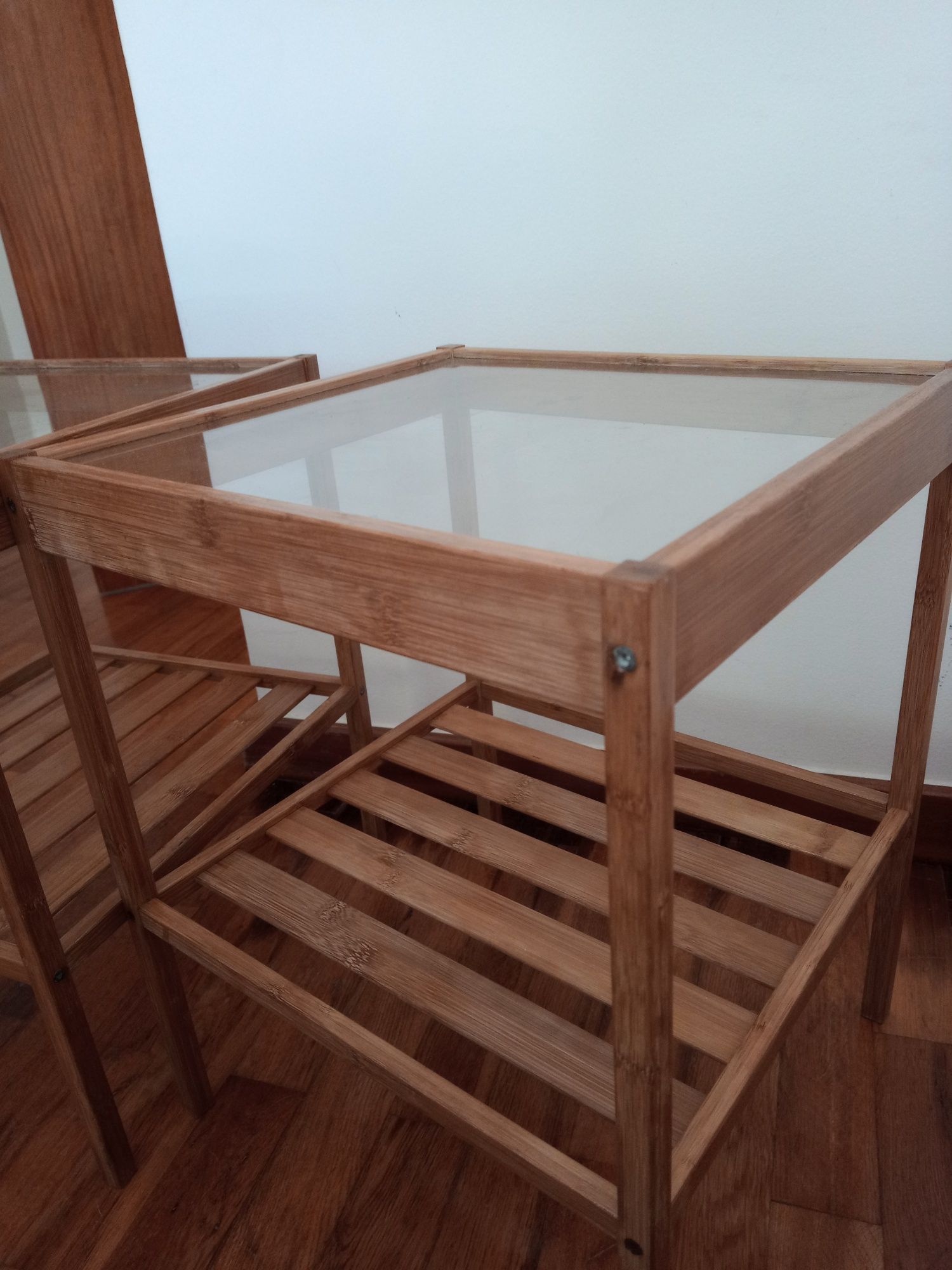 Mesa cabeceira/apoio Nesna Ikea