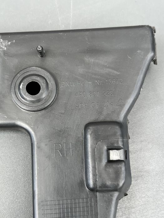 Кріплення Бампера Audi A6 C6 Кноштейн Бамперу Крила Ауді Розборка