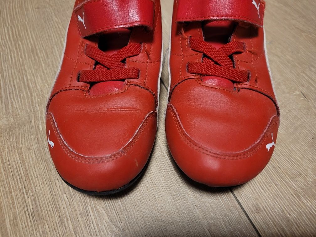 Buty dziecięce Puma Ferrari r. 31