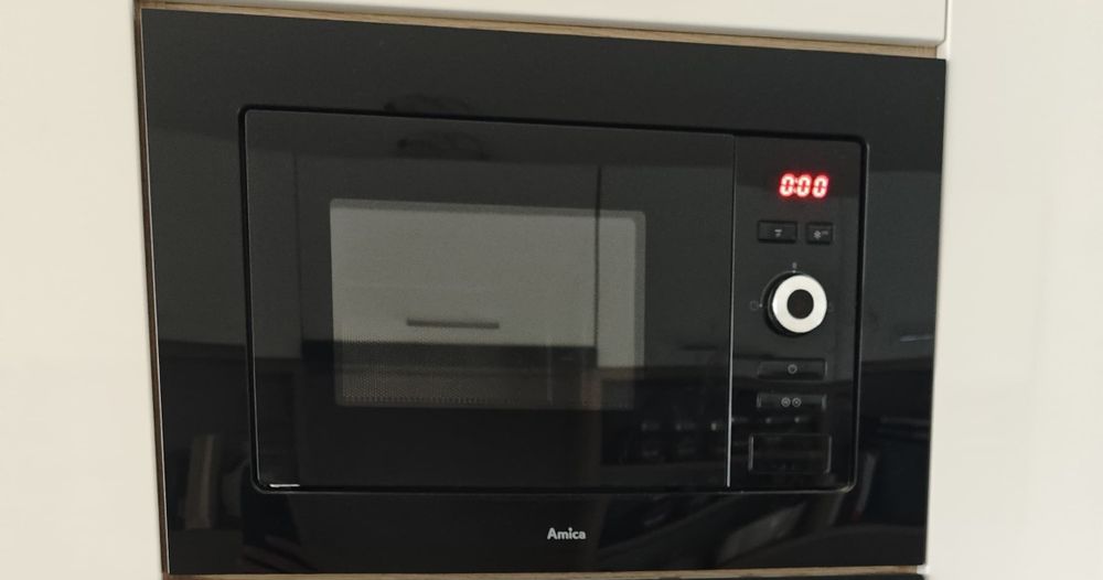 Mikrofala do zabudowy Amica