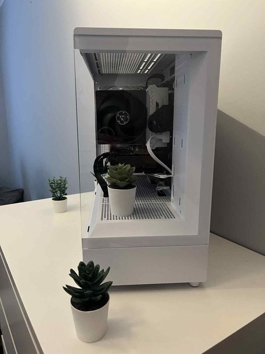 FV23%/Ryzen 5 5500/RX7600/16Gb/Biały Komputer Gamingowy