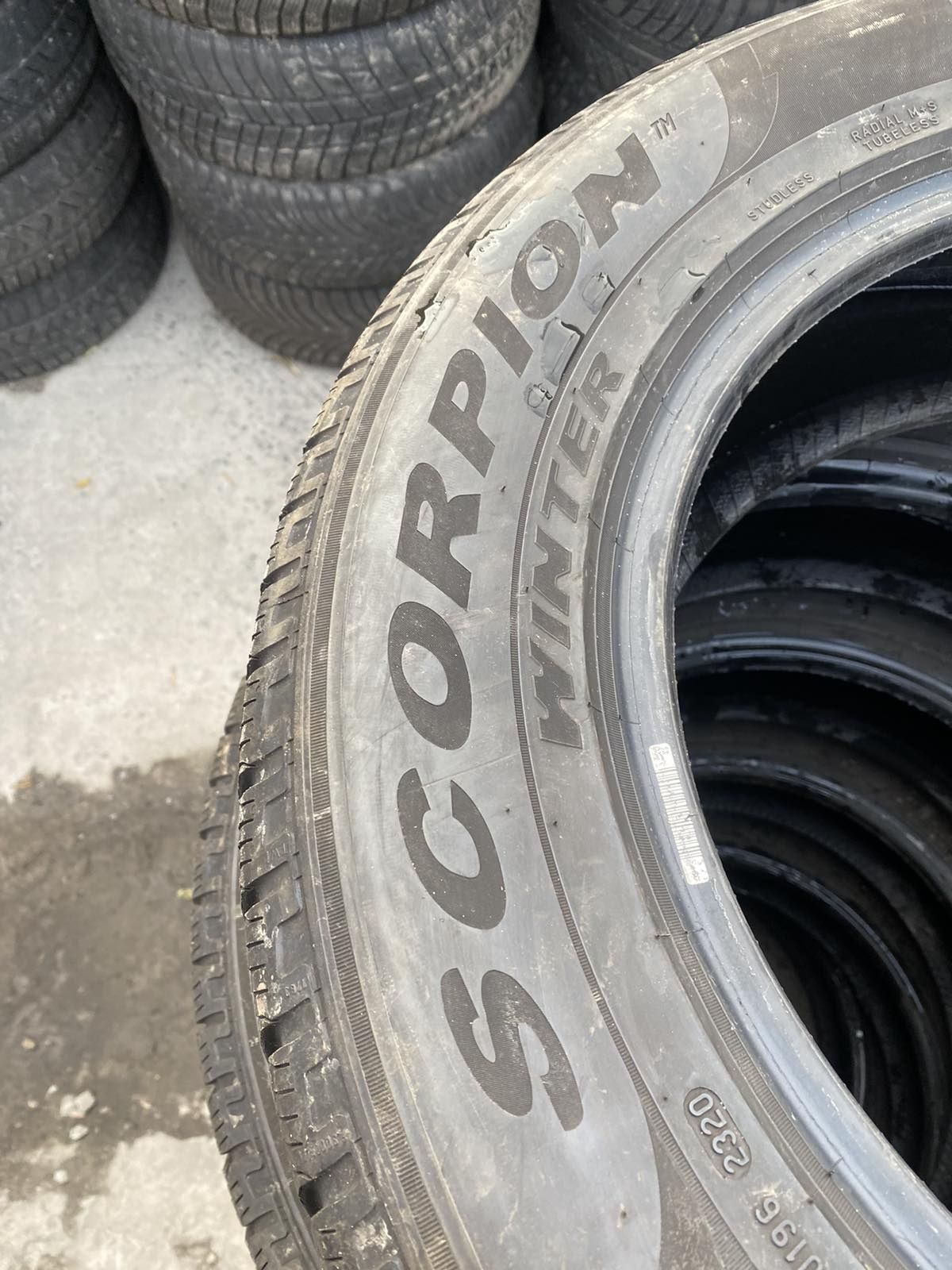 215.65.17 Pirelli 2шт зима БУ склад шины резина 65 R17 Шиномонтаж Харь