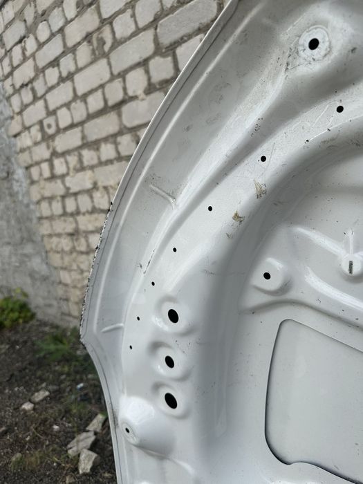 Peugeot 301 капот