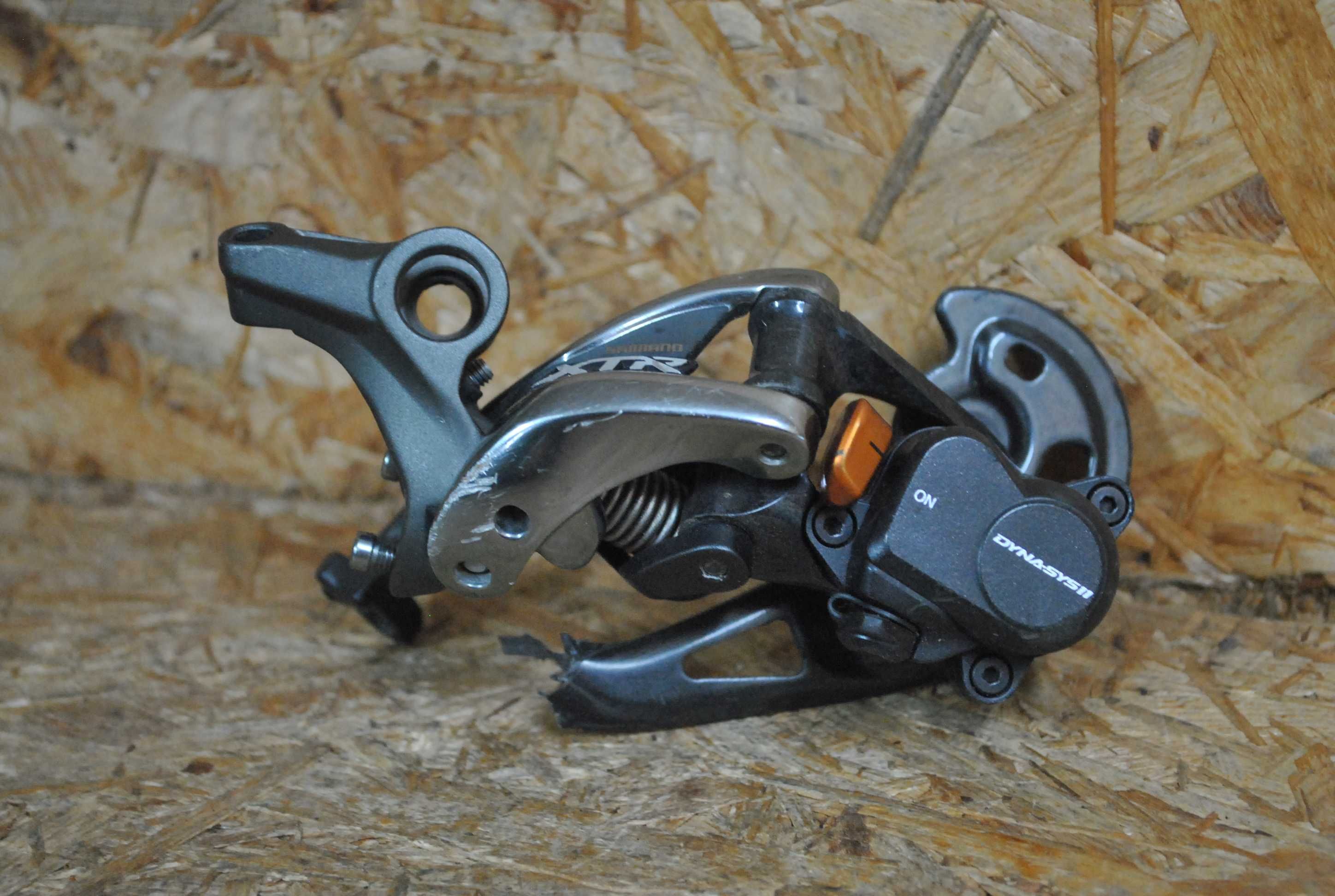 Tylna przerzutka Shimano XTR RD-M9000 Shadow Plus MTB Gravel Karbon
