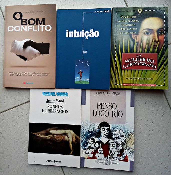 Livros - 5 livros (conjunto) = 10 euros
