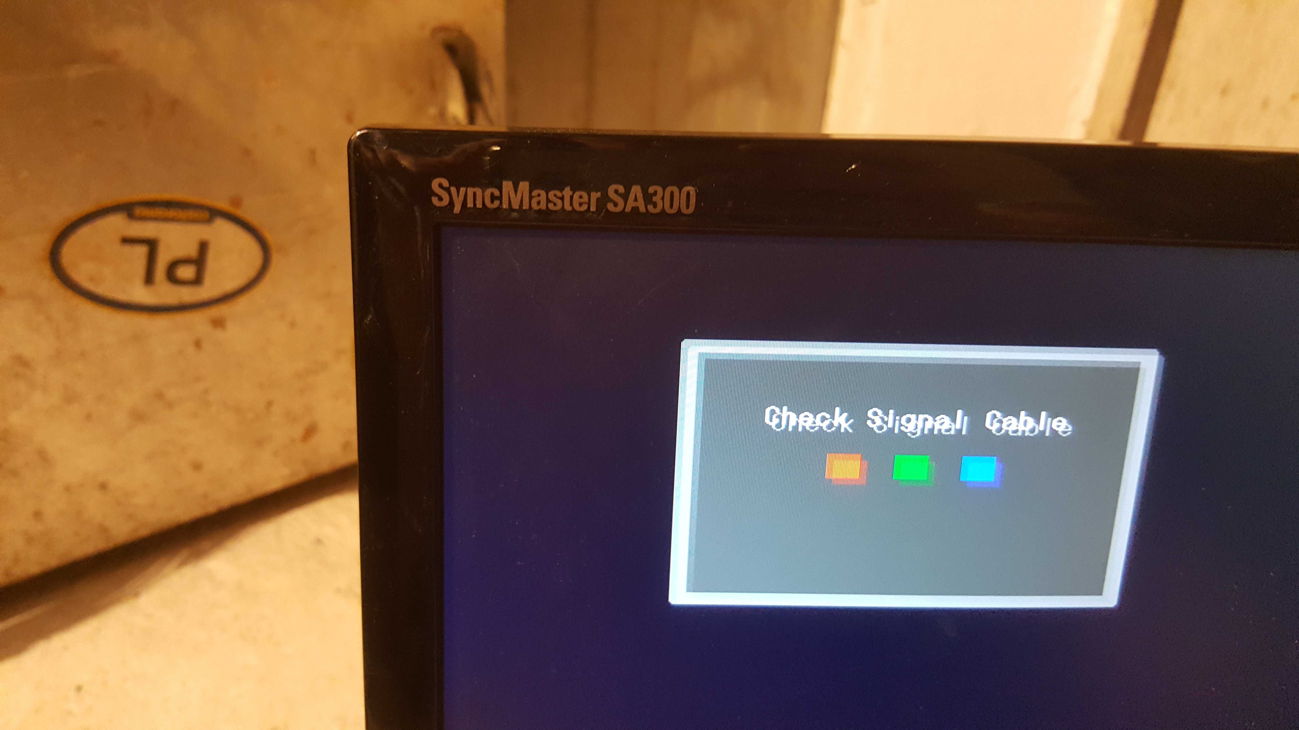 Monitor Led - SAMSUNG S19A300N