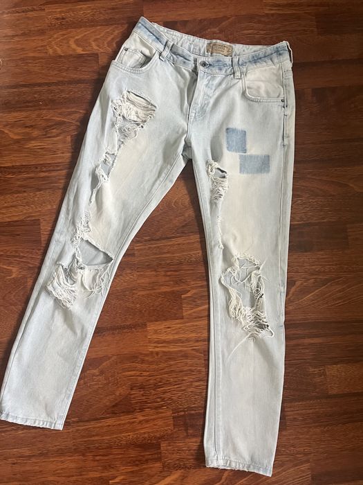 Spodnie jeansowe damskie mom fit niebieskie z przetarciami XS Zara