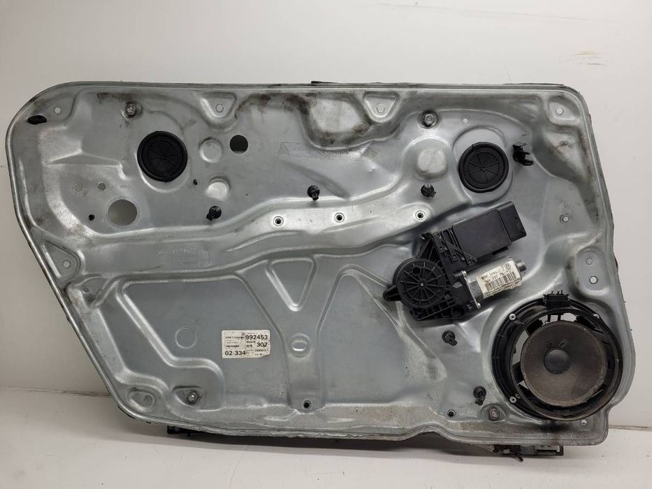 PODNOŚNIK SZYBY PRZÓD PRZEDNI LEWY VW PASSAT B5 3B4837751PD