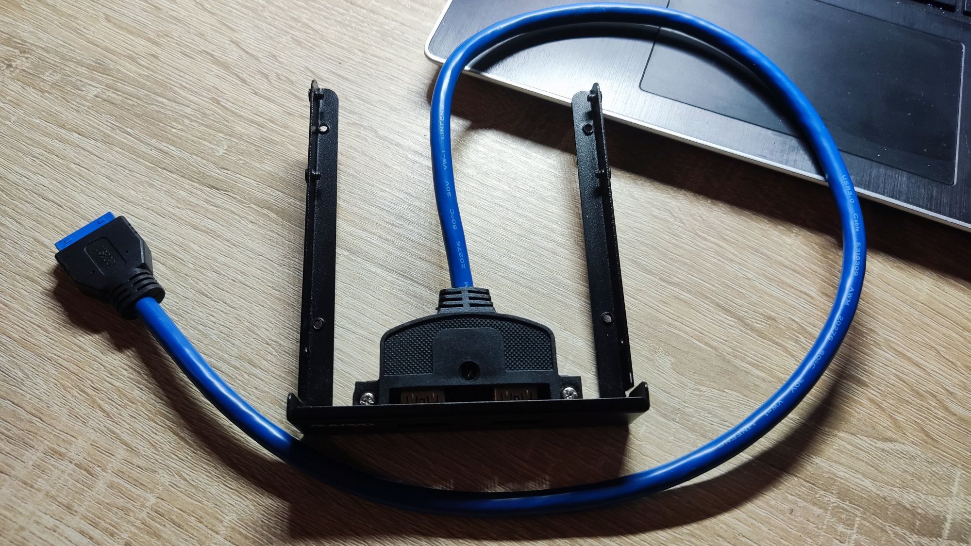 USB-хаб Maiwo USB 3.0 2 порта 3.5" (KC010)