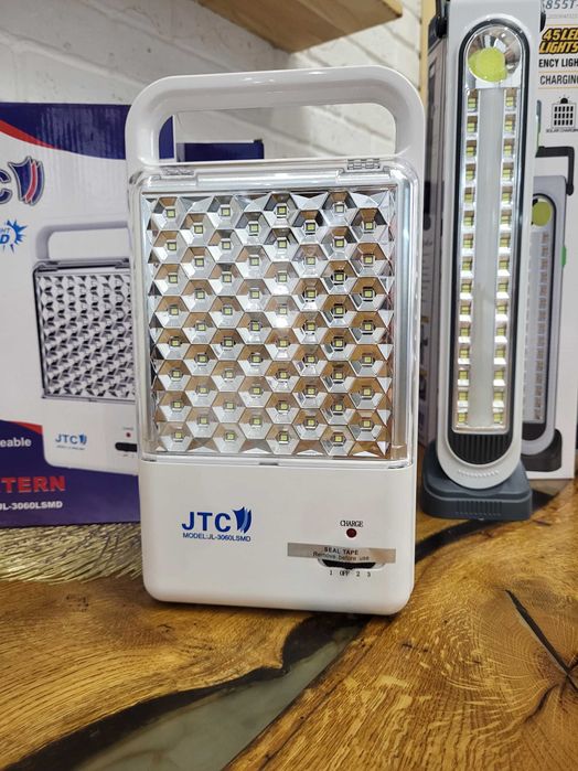 Ліхтар автононий до 48 годин  на 60 світодіодів