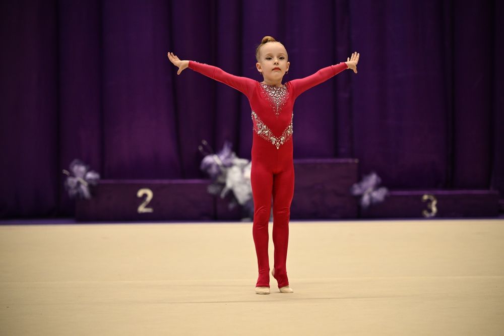 Продам купальник для гімнастки