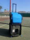 Maquina de lançar bolas de ténis/padel marca Slinger