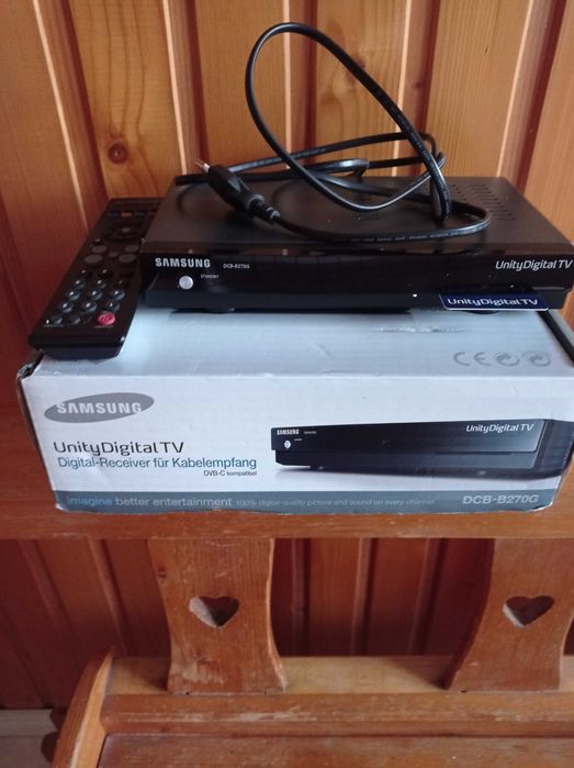 sprzedam dekoder telewizji cyfrowej
