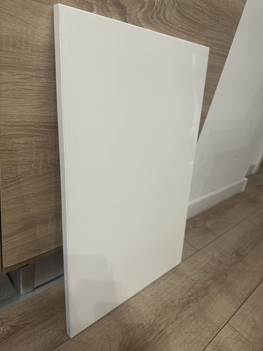 Front ikea besta lakierowany biały