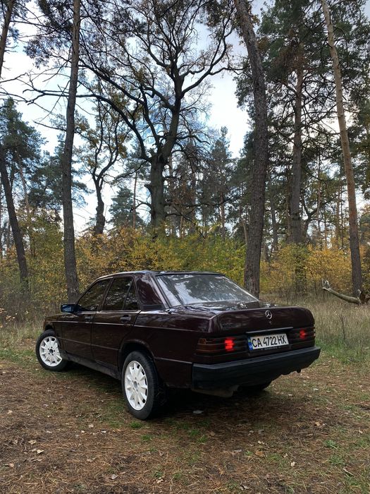 Продам Мерседес 190