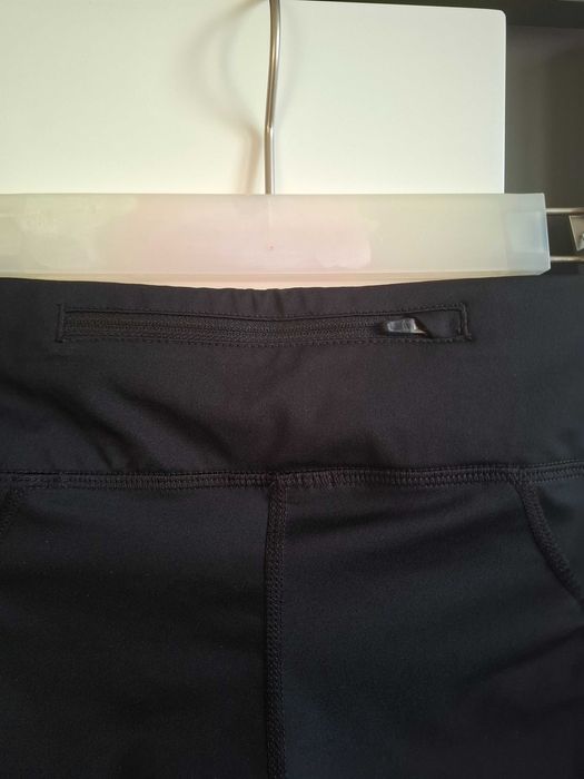 !Jak nowe! Czarne legginsy Nike 3/4, XS!