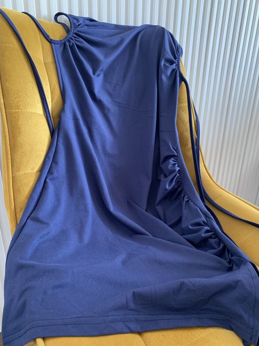 Sukienka mini granatowa na imprezę