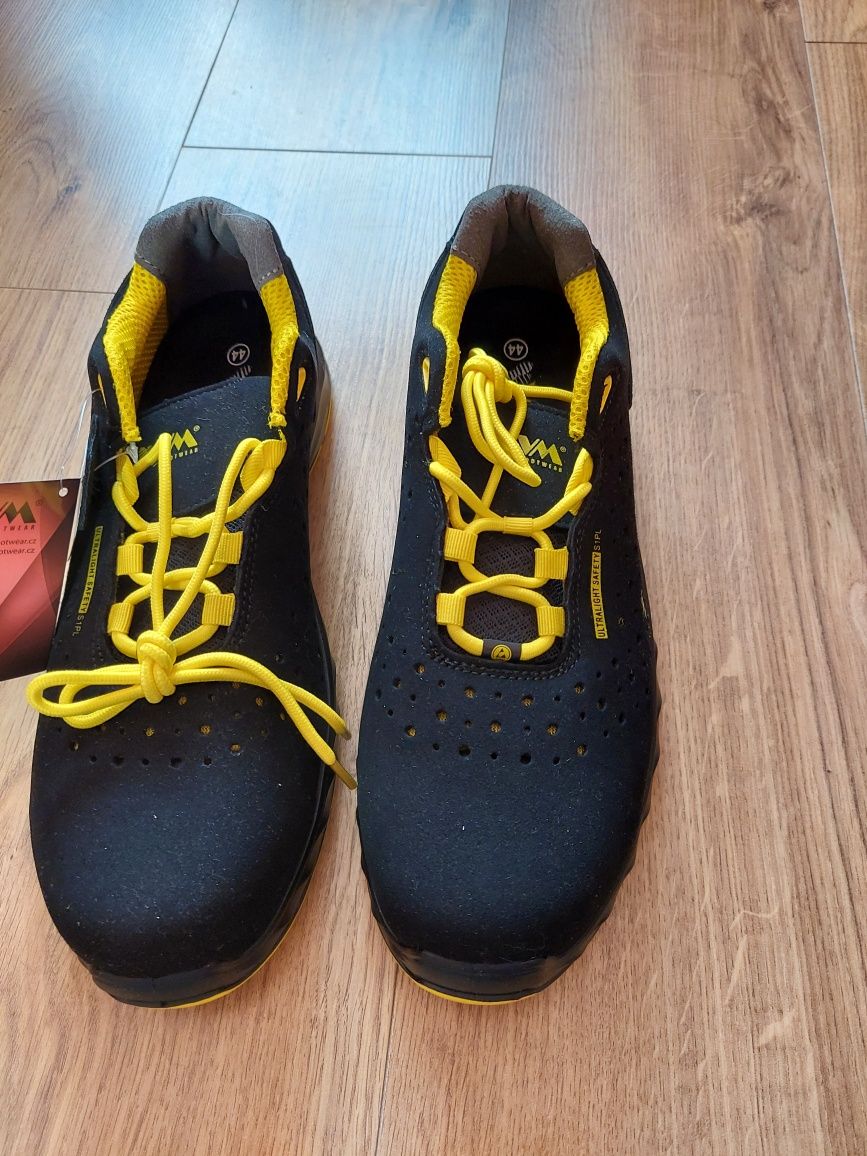 Buty     robocze