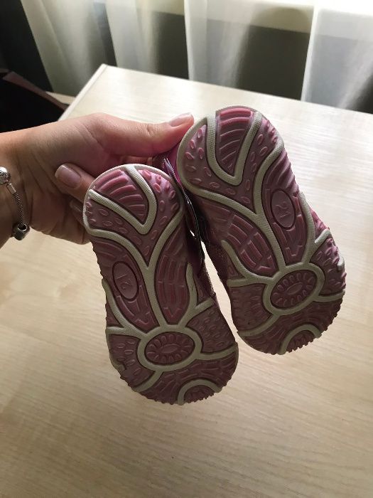 Детские ботиночки для девочки новые