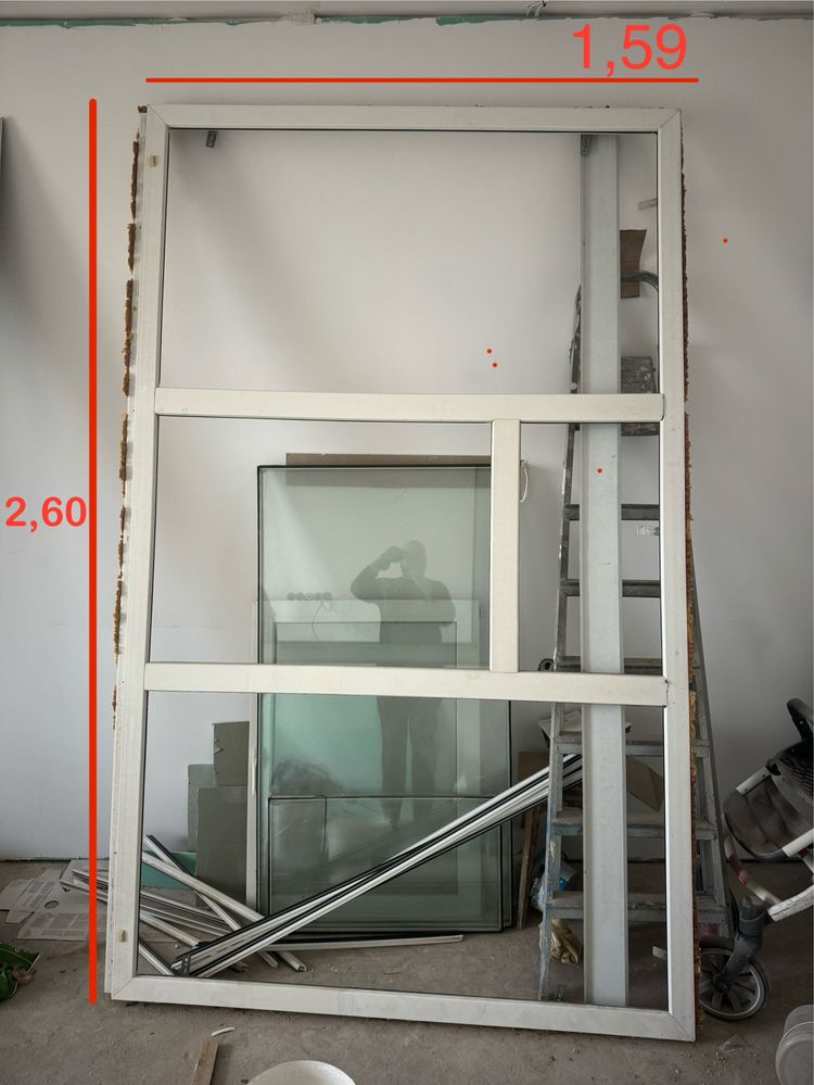 Продам балкону раму 2.60 х 1.60 самовивіз