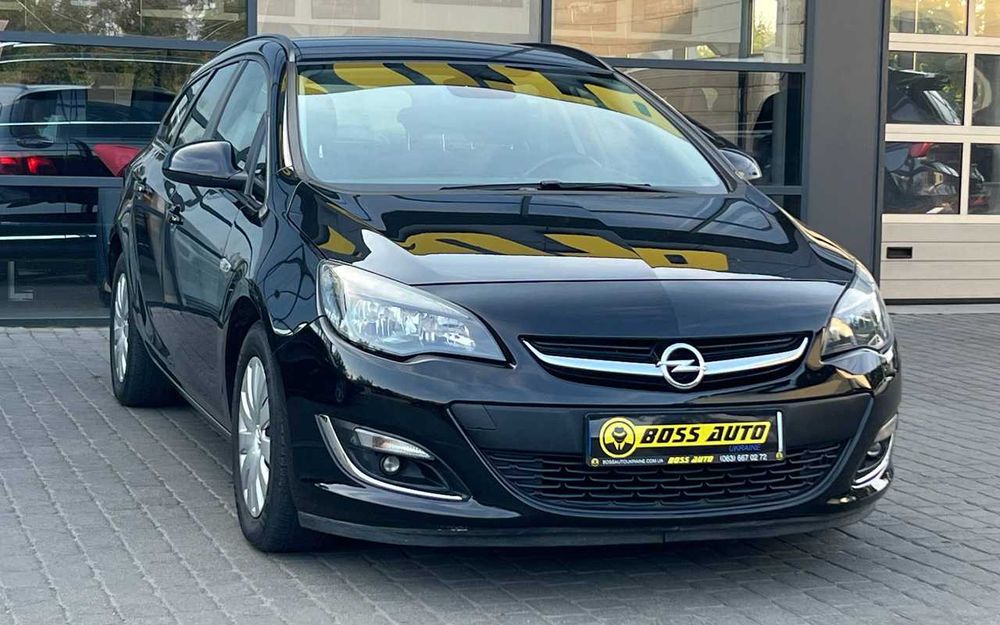 Opel Astra  2013