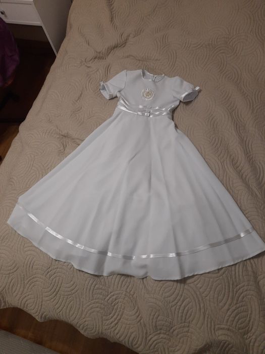 Sukienka, alba komunijna 134