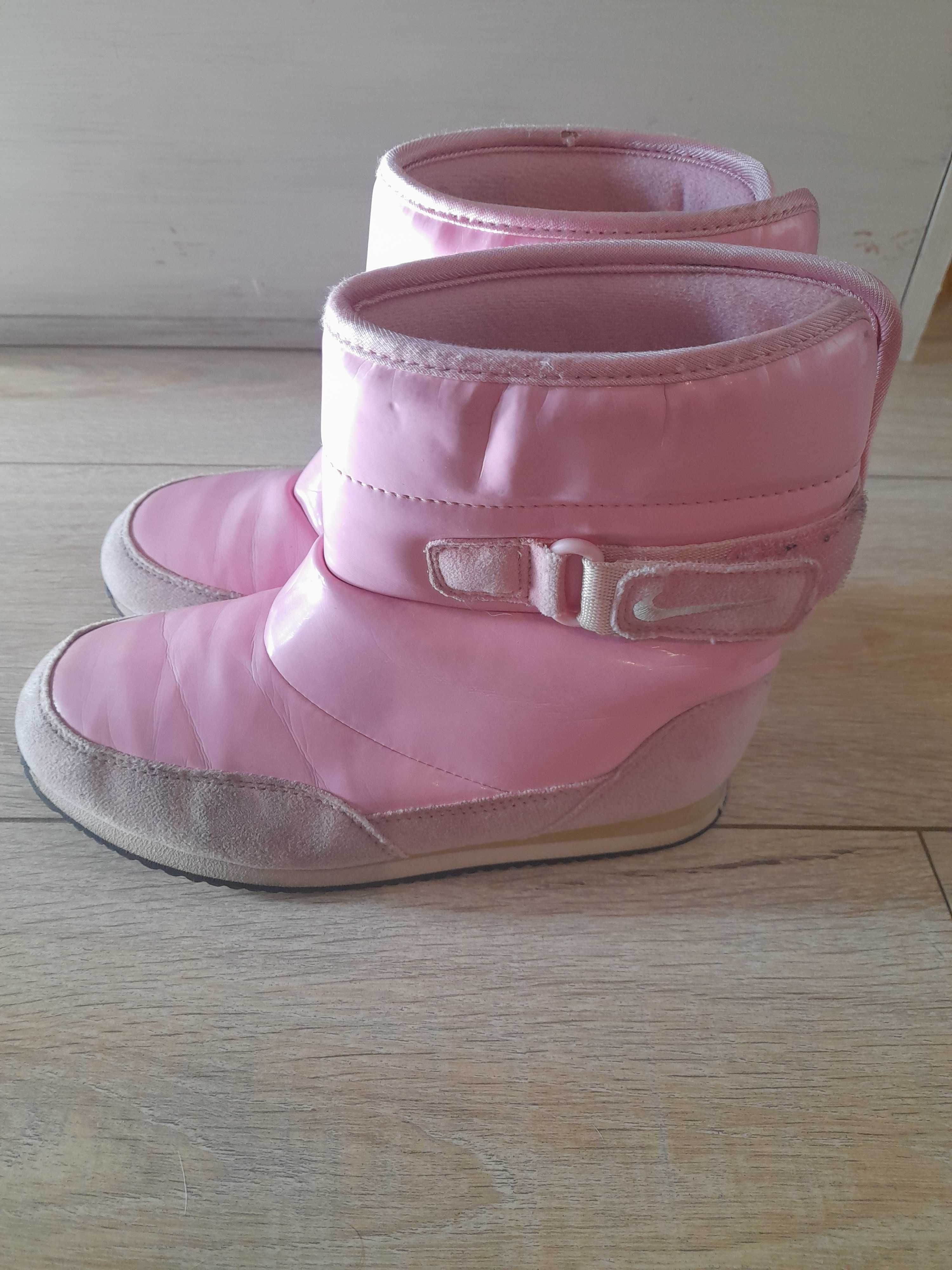 Kozaki Nike rozm 32