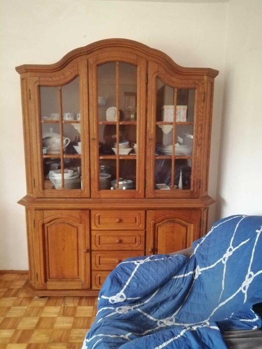 duza komoda dwuczęściowa z dębu fronty